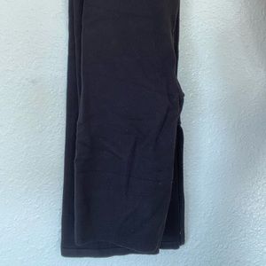 Ribbed Yoga pants with side slits